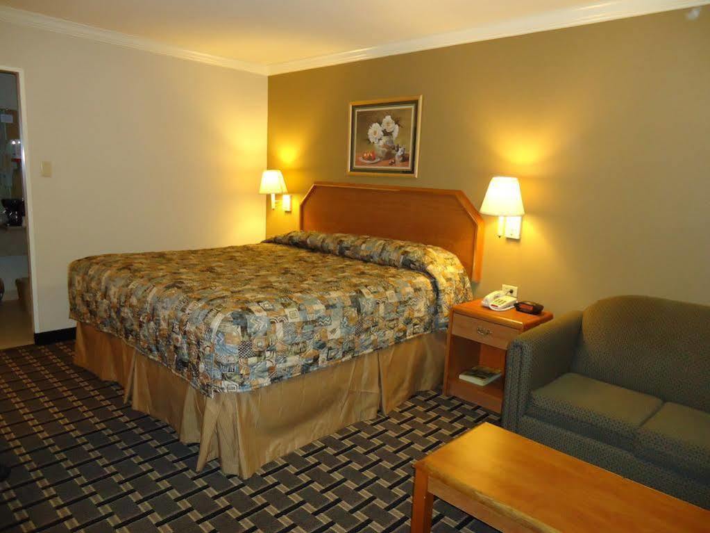 Hotel Super 8 By Wyndham Tx Tyler